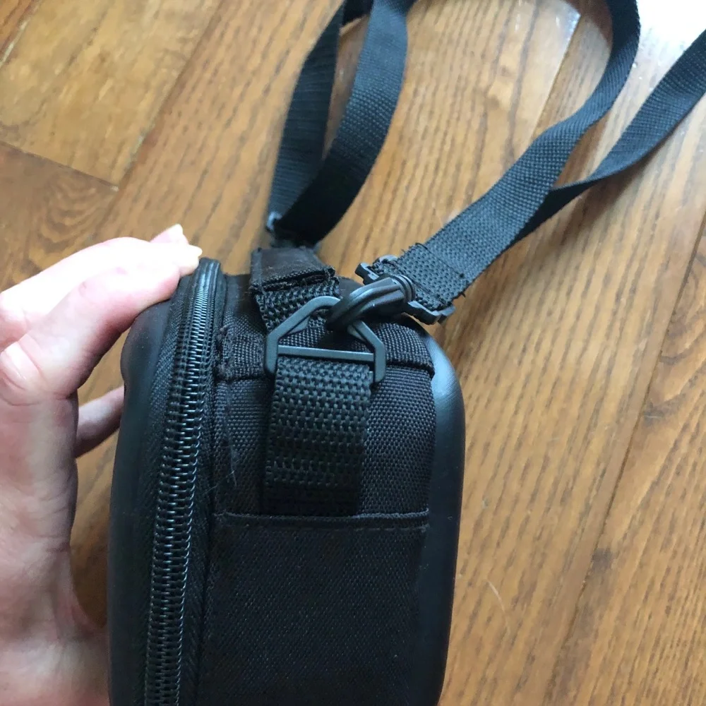 Case Logic Small Camera Case NWOT
